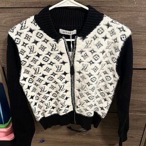 Black & White Zip-Front Crewneck Sweater size S